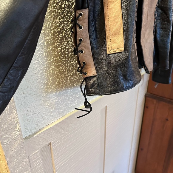 Black and Tan Leather Performance Jacket - Picture 4 of 16